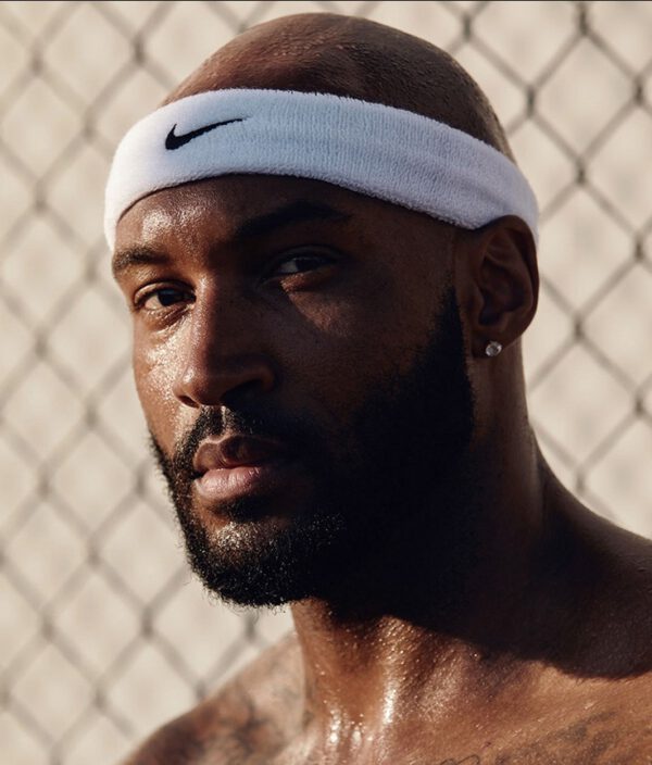 מגני זיעה לראש לבן