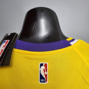 בראיינט #24 לייקרס חולצת NBA צהובה עם צווארון עגול