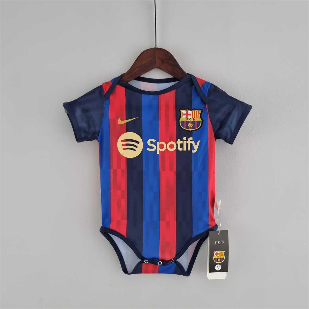 תלבושת תינוק ברצלונה 2022