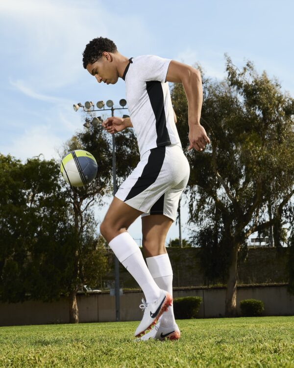 Nike Tiempo Legend 10 Elite Electric