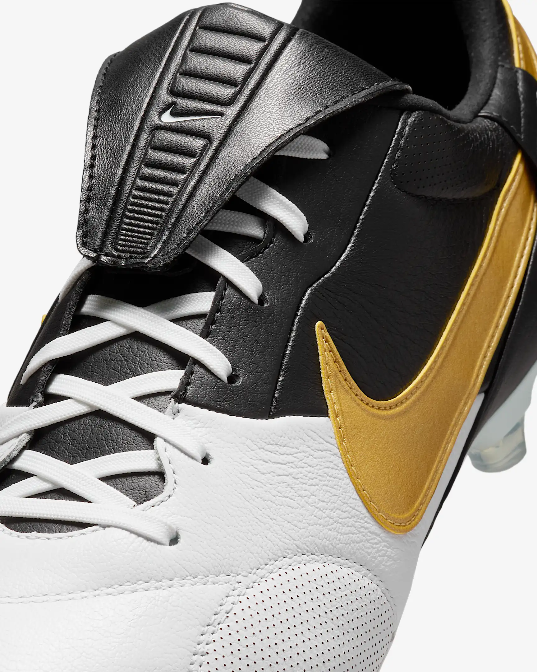 THE+NIKE+PREMIER+III+FG (4)