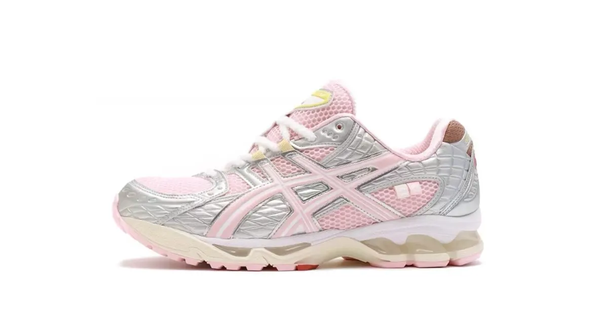 Asics Gel Nimbus 101 Vandy The Rose X Atmos Banana Split Strawberry 1
