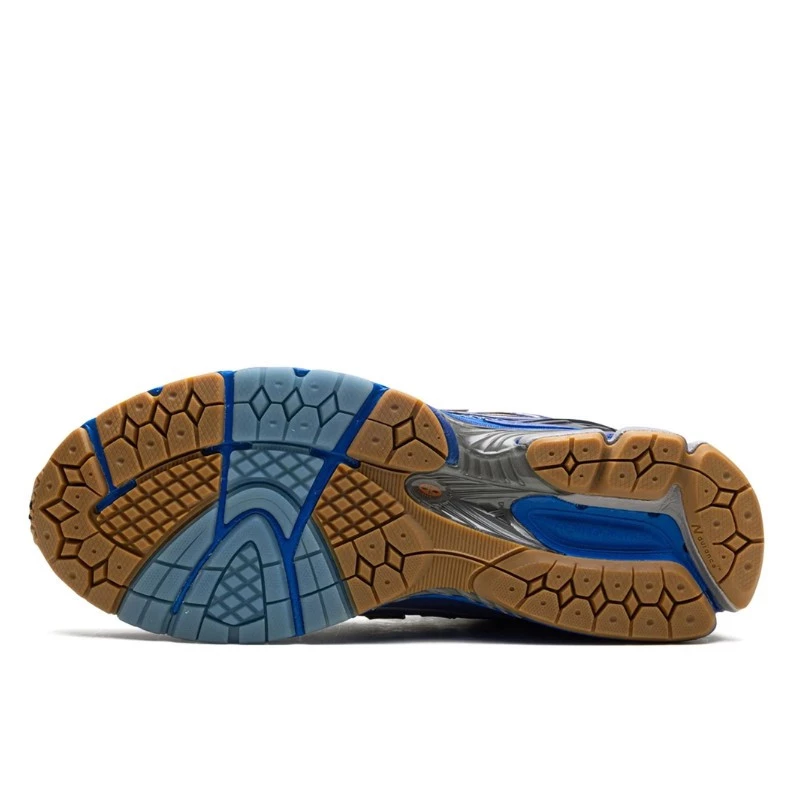 New Balance 1906r Action Bronson Medusa Azul