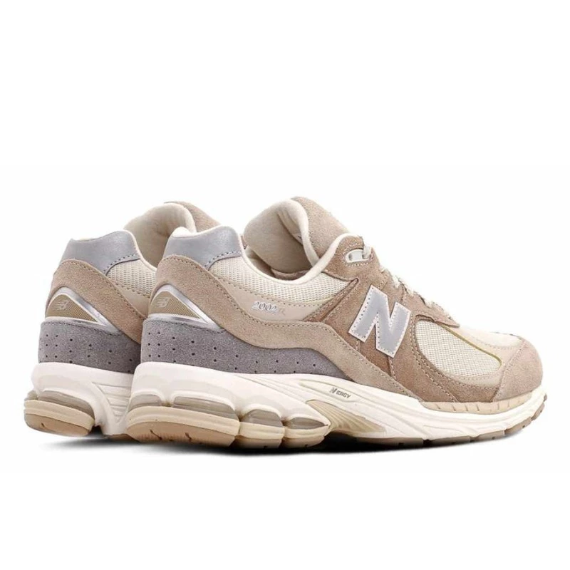 New Balance 2002r Driftwood Sandstone