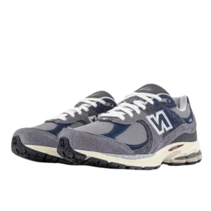 נעלי ניו באלאנס | New Balance 2002R Navy Castlerock