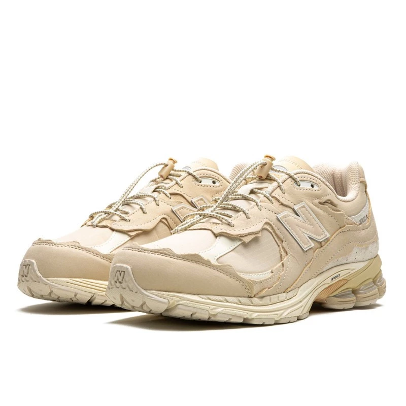 New Balance 2002r Protection Pack Sandstone 2