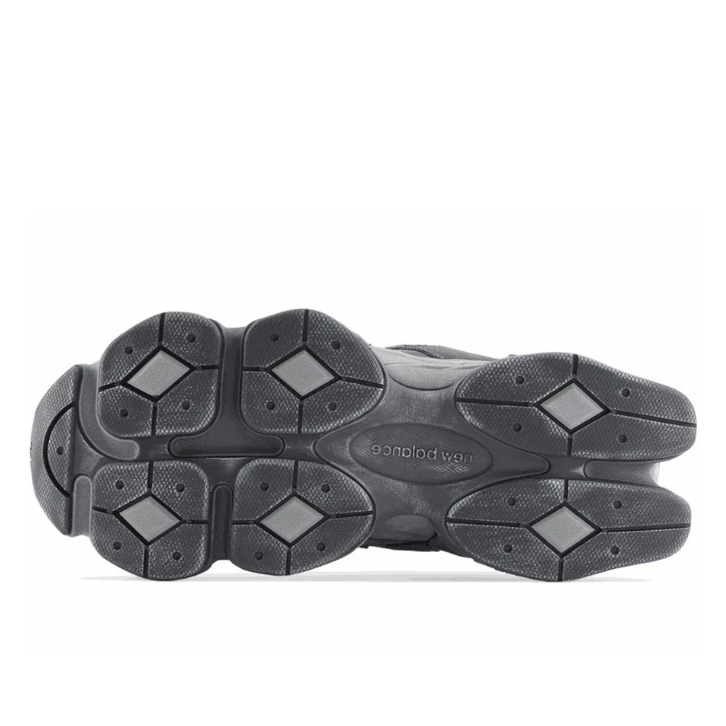 New Balance 9060 Magnet