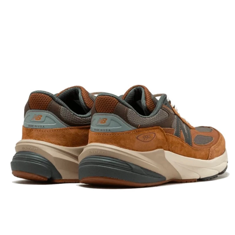 New Balance 990 V6 Carhartt Wip Sculpture Center 1