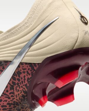 Nike United Tiempo Maestro Elite