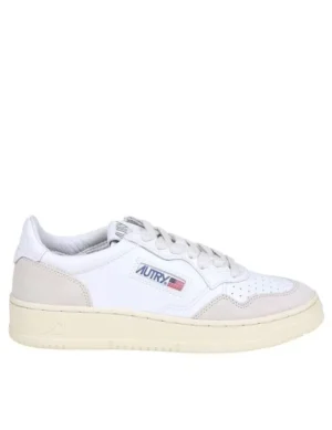 נעלי Autry Medalist Low White Suede