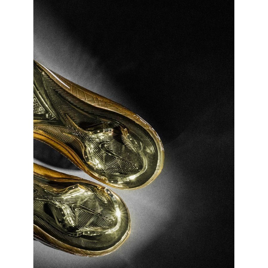 Nike Mercurial Vapor Superfly CR7 RGN - Metallic Gold/White LIMITED EDITION – תמונה 12
